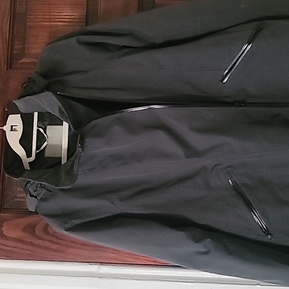 Athleta Rain Coat - Picture 3 of 8